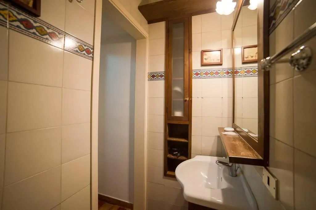 Hbhall Navigli 2 Apartment Milan 0*,