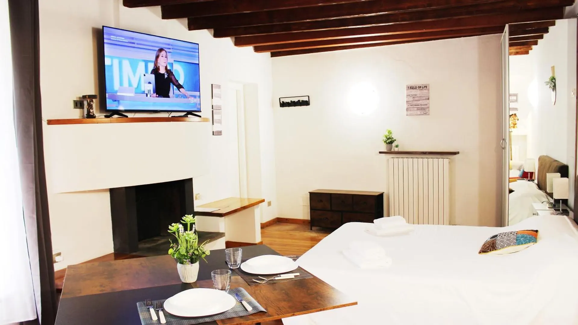 Hbhall Navigli 2 Apartment Milan